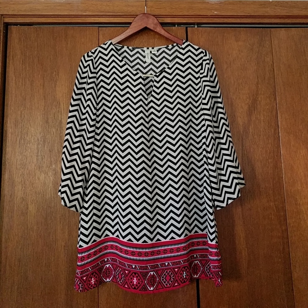 Tunic - Tacera, chevron and red print